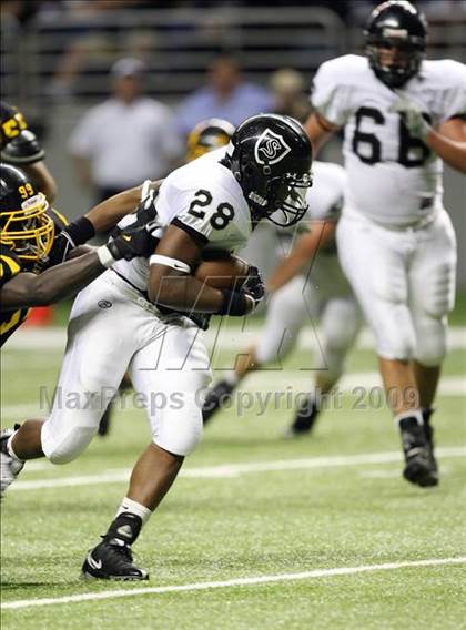 Thumbnail 2 in Steele vs. East Central (Texas Football Classic) photogallery.