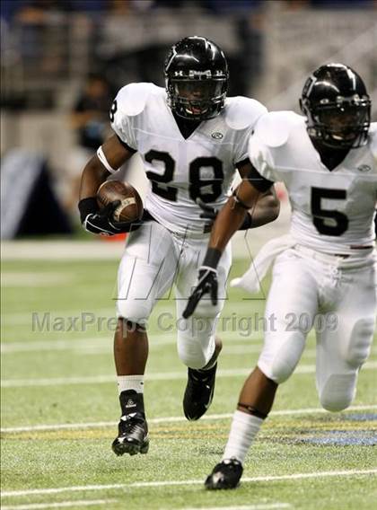 Thumbnail 1 in Steele vs. East Central (Texas Football Classic) photogallery.