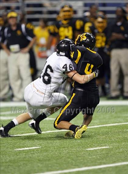Thumbnail 1 in Steele vs. East Central (Texas Football Classic) photogallery.
