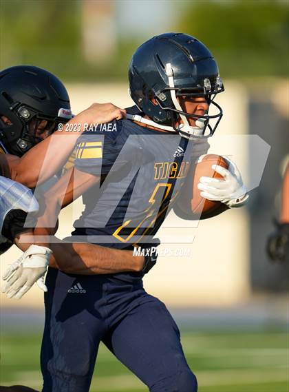 Thumbnail 1 in Del Oro @ Inderkum photogallery.