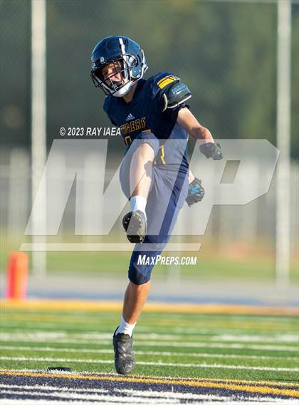 Thumbnail 3 in Del Oro @ Inderkum photogallery.