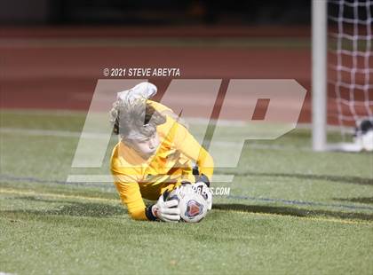 Thumbnail 1 in Regis Jesuit @ Grandview (CHSAA 5A 1st Round Playoff) photogallery.