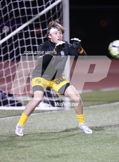 Thumbnail 1 in Regis Jesuit @ Grandview (CHSAA 5A 1st Round Playoff) photogallery.