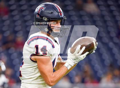 Thumbnail 2 in Tompkins vs Atascocita (UIL 6A Regional Playoff) photogallery.