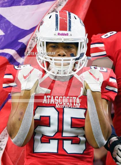 Thumbnail 3 in Tompkins vs Atascocita (UIL 6A Regional Playoff) photogallery.