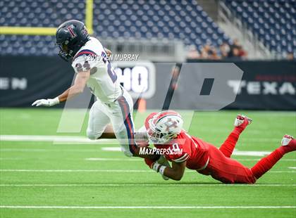 Thumbnail 1 in Tompkins vs Atascocita (UIL 6A Regional Playoff) photogallery.
