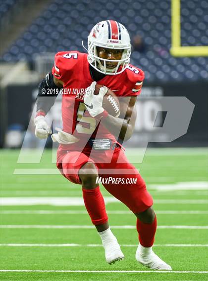 Thumbnail 2 in Tompkins vs Atascocita (UIL 6A Regional Playoff) photogallery.