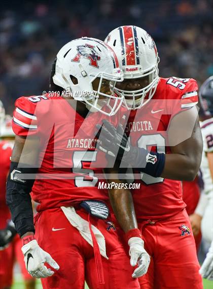 Thumbnail 3 in Tompkins vs Atascocita (UIL 6A Regional Playoff) photogallery.