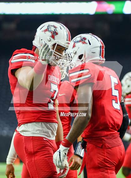 Thumbnail 3 in Tompkins vs Atascocita (UIL 6A Regional Playoff) photogallery.