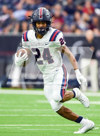 Thumbnail 1 in Tompkins vs Atascocita (UIL 6A Regional Playoff) photogallery.