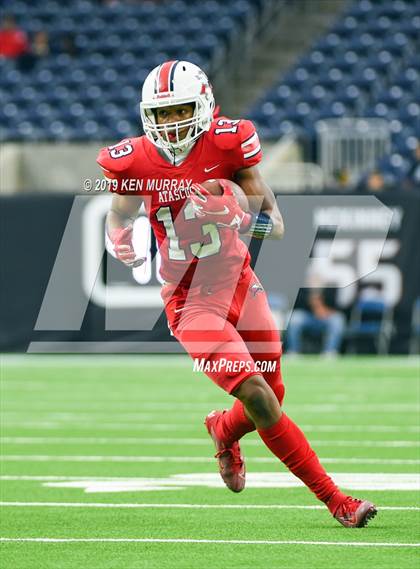 Thumbnail 3 in Tompkins vs Atascocita (UIL 6A Regional Playoff) photogallery.