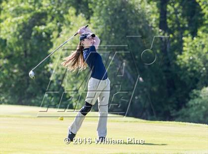Thumbnail 1 in Section  9 Championship (Day 1) photogallery.