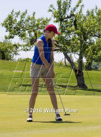 Thumbnail 3 in Section  9 Championship (Day 1) photogallery.