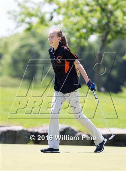 Thumbnail 3 in Section  9 Championship (Day 1) photogallery.