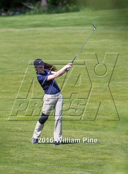 Thumbnail 1 in Section  9 Championship (Day 1) photogallery.