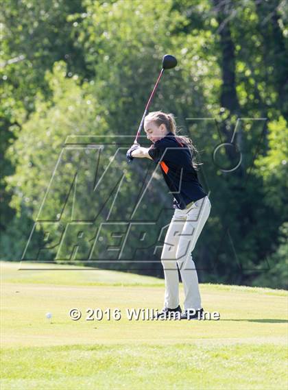 Thumbnail 1 in Section  9 Championship (Day 1) photogallery.