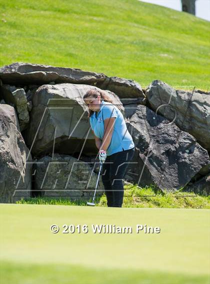 Thumbnail 3 in Section  9 Championship (Day 1) photogallery.