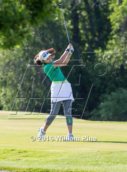 Thumbnail 3 in Section  9 Championship (Day 1) photogallery.