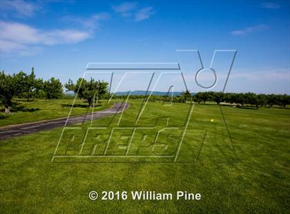 Thumbnail 2 in Section  9 Championship (Day 1) photogallery.