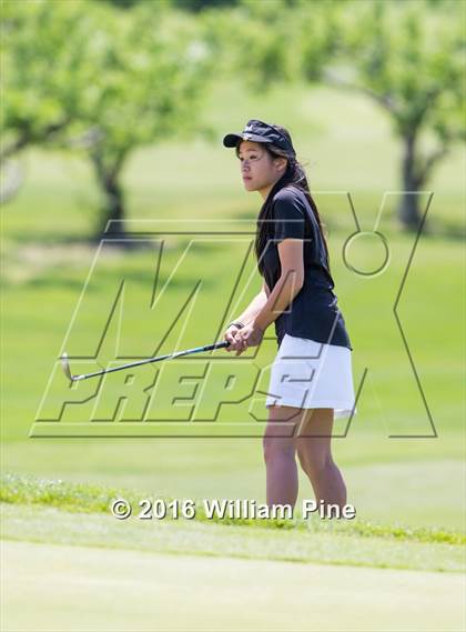 Thumbnail 2 in Section  9 Championship (Day 1) photogallery.