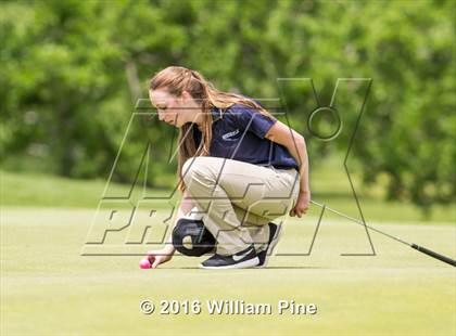 Thumbnail 1 in Section  9 Championship (Day 1) photogallery.