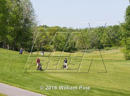 Thumbnail 2 in Section  9 Championship (Day 1) photogallery.
