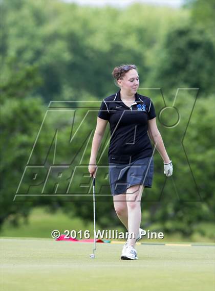 Thumbnail 1 in Section  9 Championship (Day 1) photogallery.