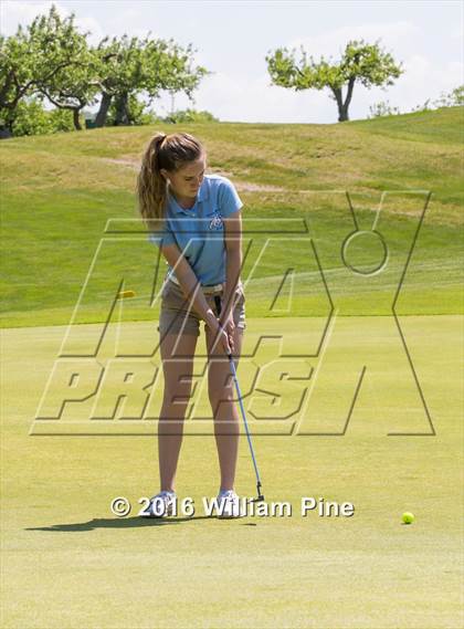 Thumbnail 3 in Section  9 Championship (Day 1) photogallery.