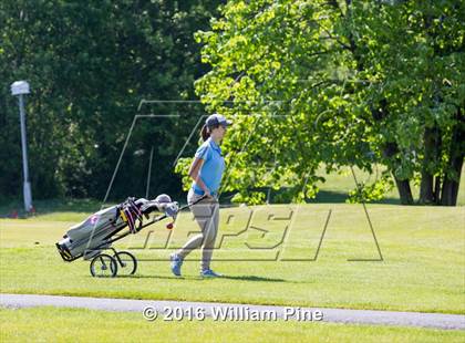Thumbnail 2 in Section  9 Championship (Day 1) photogallery.