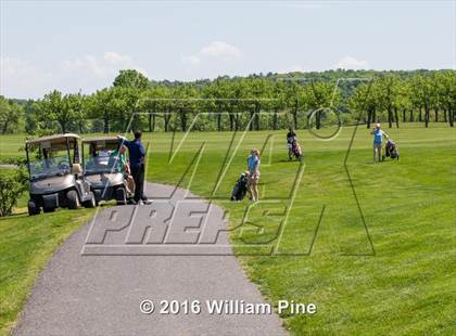 Thumbnail 3 in Section  9 Championship (Day 1) photogallery.