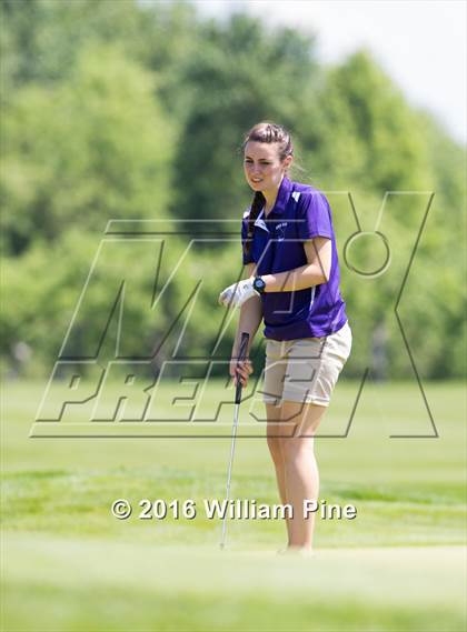 Thumbnail 1 in Section  9 Championship (Day 1) photogallery.