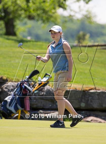 Thumbnail 1 in Section  9 Championship (Day 1) photogallery.