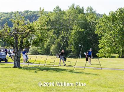 Thumbnail 3 in Section  9 Championship (Day 1) photogallery.