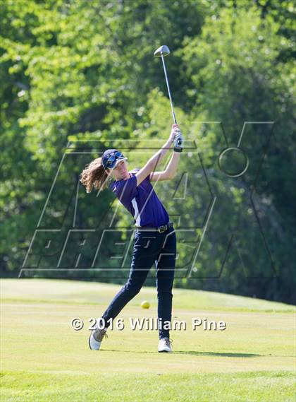 Thumbnail 1 in Section  9 Championship (Day 1) photogallery.