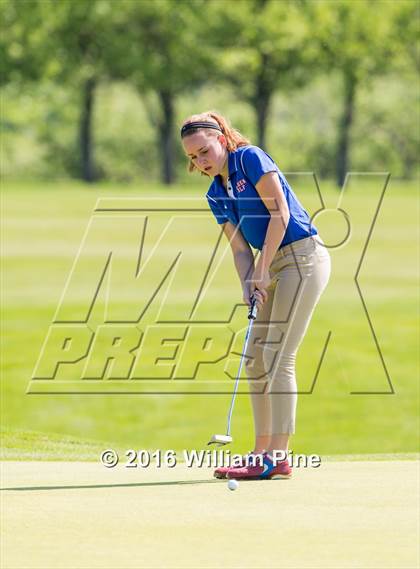 Thumbnail 3 in Section  9 Championship (Day 1) photogallery.