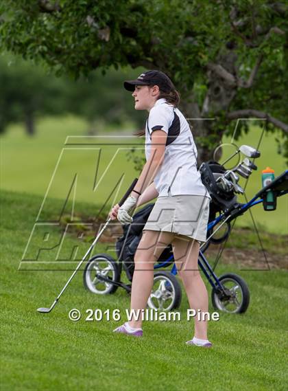 Thumbnail 2 in Section  9 Championship (Day 1) photogallery.