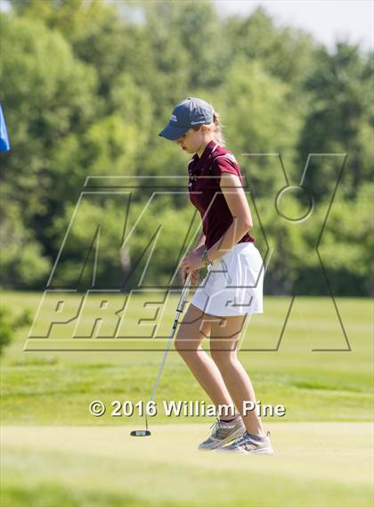 Thumbnail 2 in Section  9 Championship (Day 1) photogallery.