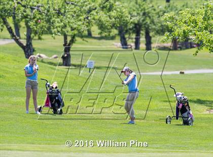 Thumbnail 1 in Section  9 Championship (Day 1) photogallery.