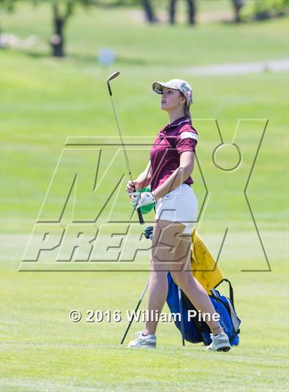 Thumbnail 1 in Section  9 Championship (Day 1) photogallery.