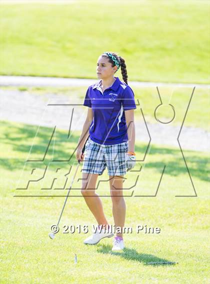 Thumbnail 1 in Section  9 Championship (Day 1) photogallery.