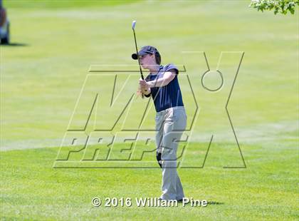 Thumbnail 2 in Section  9 Championship (Day 1) photogallery.