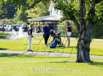 Thumbnail 2 in Section  9 Championship (Day 1) photogallery.