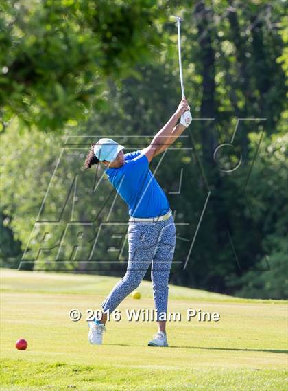 Thumbnail 2 in Section  9 Championship (Day 1) photogallery.