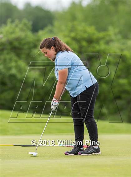Thumbnail 1 in Section  9 Championship (Day 1) photogallery.
