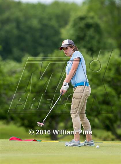 Thumbnail 2 in Section  9 Championship (Day 1) photogallery.