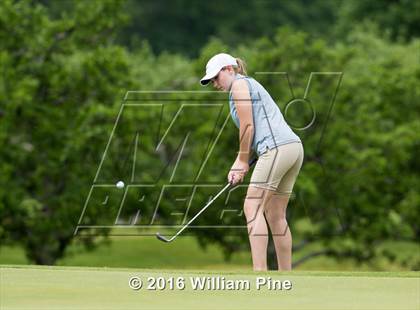 Thumbnail 3 in Section  9 Championship (Day 1) photogallery.