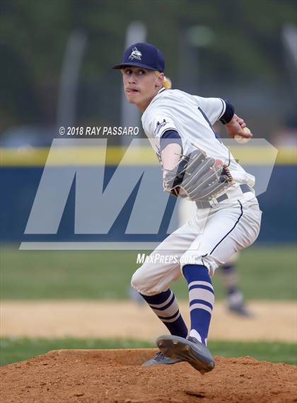 Thumbnail 2 in HHHW vs Eastport-South Manor (Section XI Class AA Quarter Finals) photogallery.