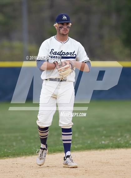 Thumbnail 3 in HHHW vs Eastport-South Manor (Section XI Class AA Quarter Finals) photogallery.