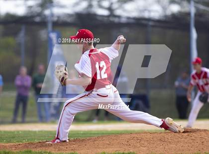 Thumbnail 3 in HHHW vs Eastport-South Manor (Section XI Class AA Quarter Finals) photogallery.