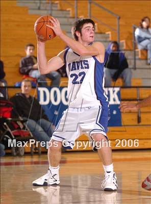 Thumbnail 1 in Jesuit vs. Davis  (Les Schwab Shootout) photogallery.